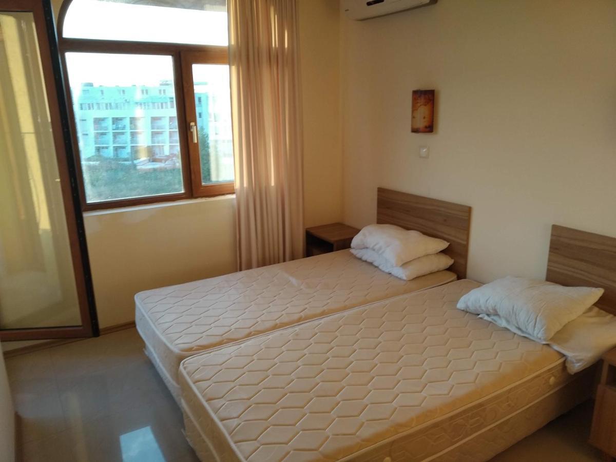 Къмпинг Градина - Garden Beach Apartments 소조폴 외부 사진