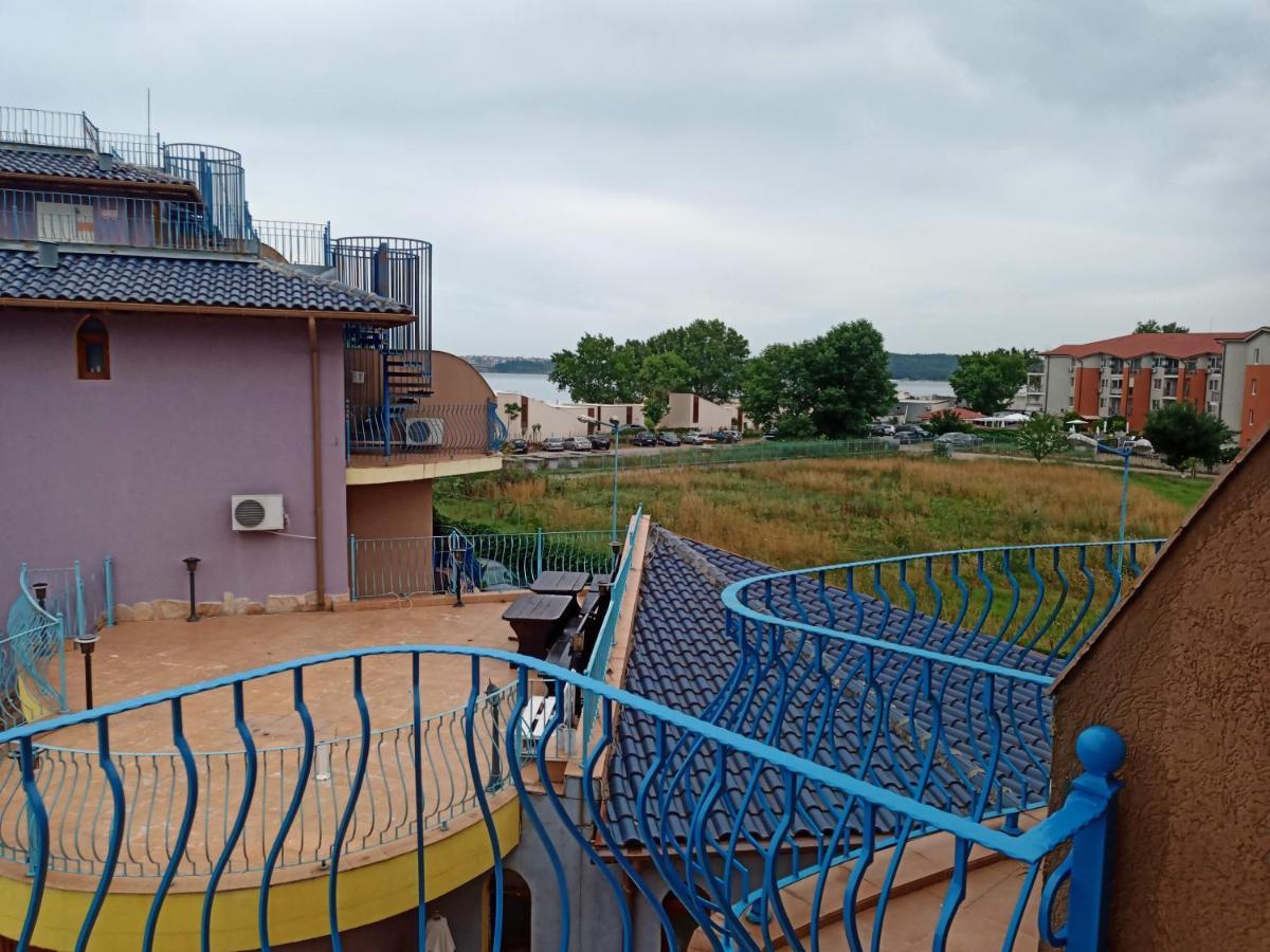 Къмпинг Градина - Garden Beach Apartments 소조폴 외부 사진